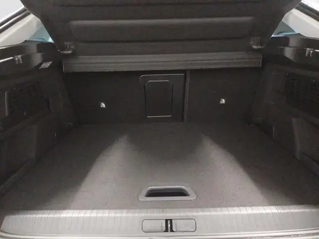 Citroen C4 view 7