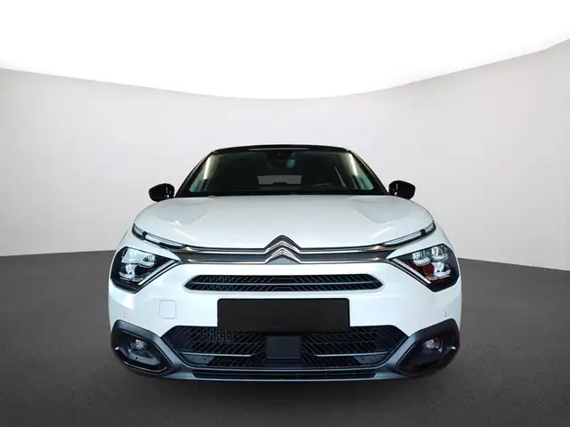 Citroen C4 view 2