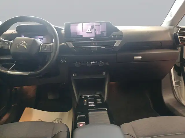 Citroen C4 view 10