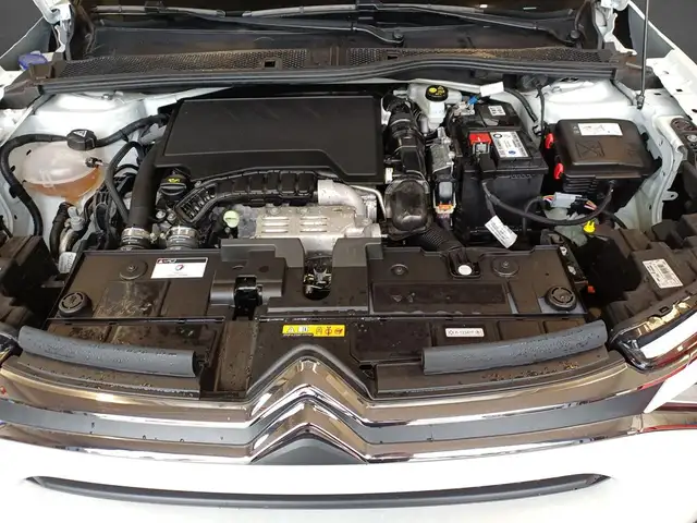 Citroen C4 view 5