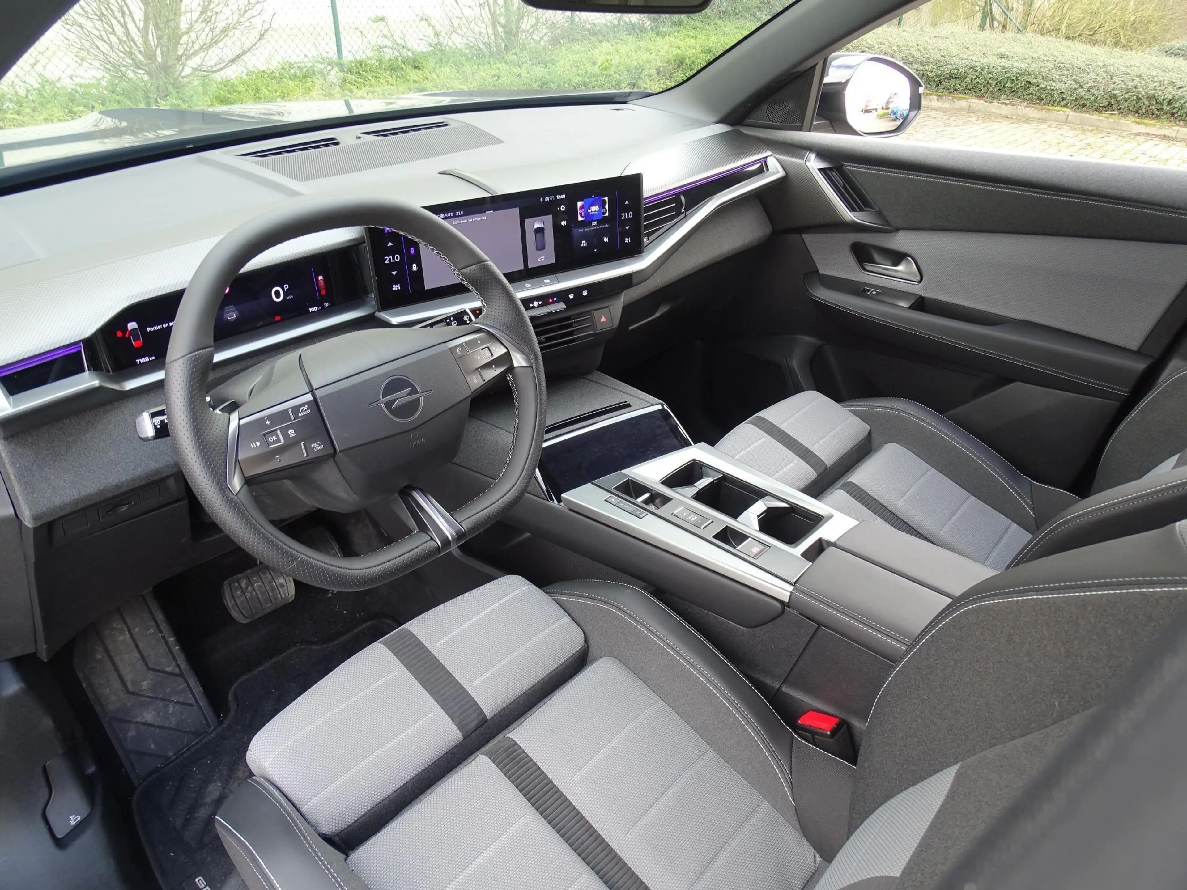 Opel Grandland 1.2 Turbo Hybrid GS verwacht — photo 14