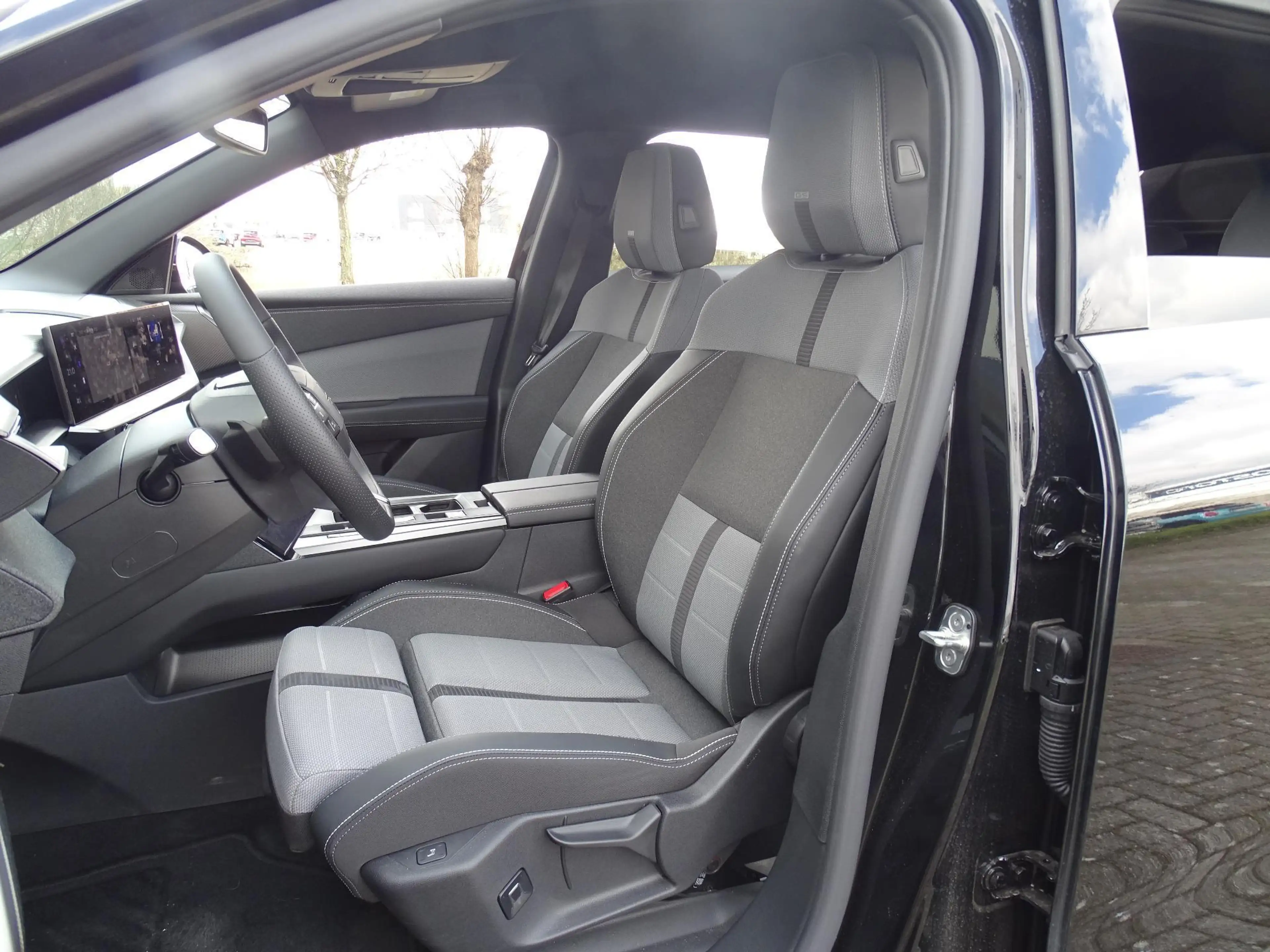 Opel Grandland 1.2 Turbo Hybrid GS verwacht — photo 11