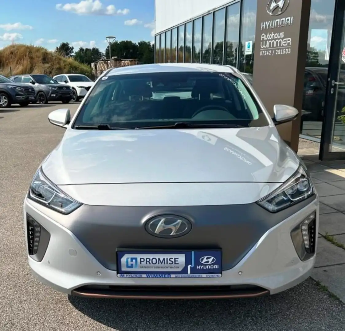 Hyundai IONIQ Elektro Style BEV 661k-P3/5-O3/7 Silber - 2