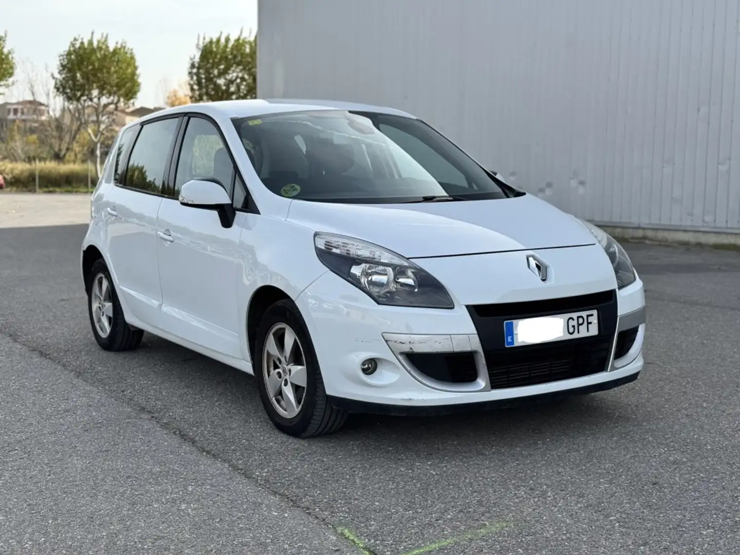 Renault Grand Scenic 1.5DCI Business Weiß - 2