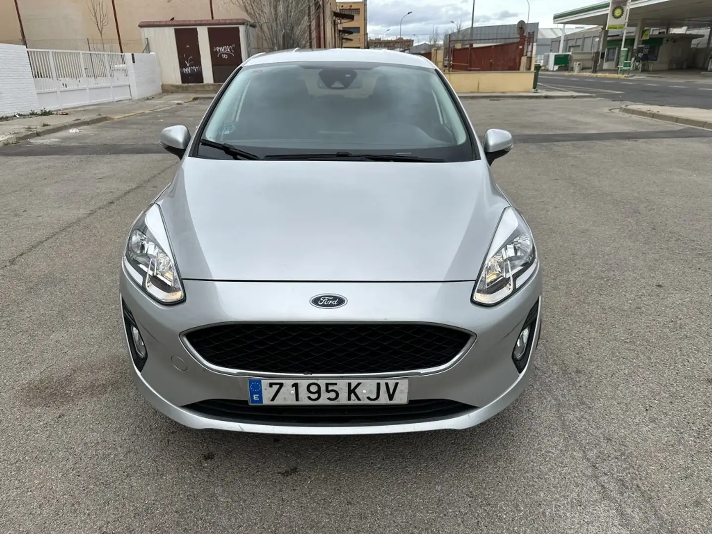 Ford Fiesta 1.1 Ti-VCT Trend+ Gris - 2