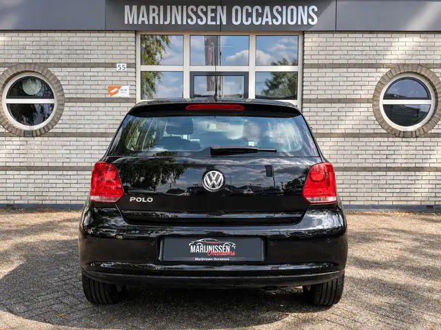 Volkswagen Polo view 6