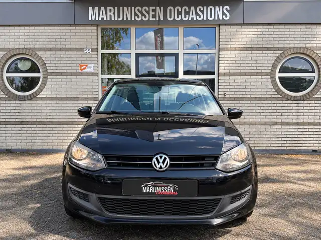 Volkswagen Polo view 5