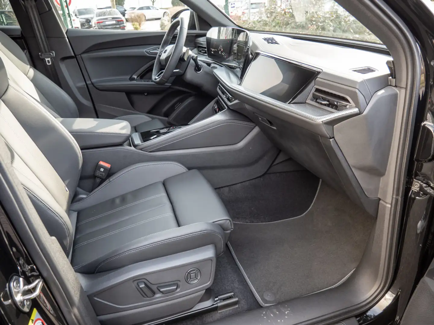 Audi Q5 SUV TDI quattro MEMORY NAVI HUD B&O Schwarz - 2