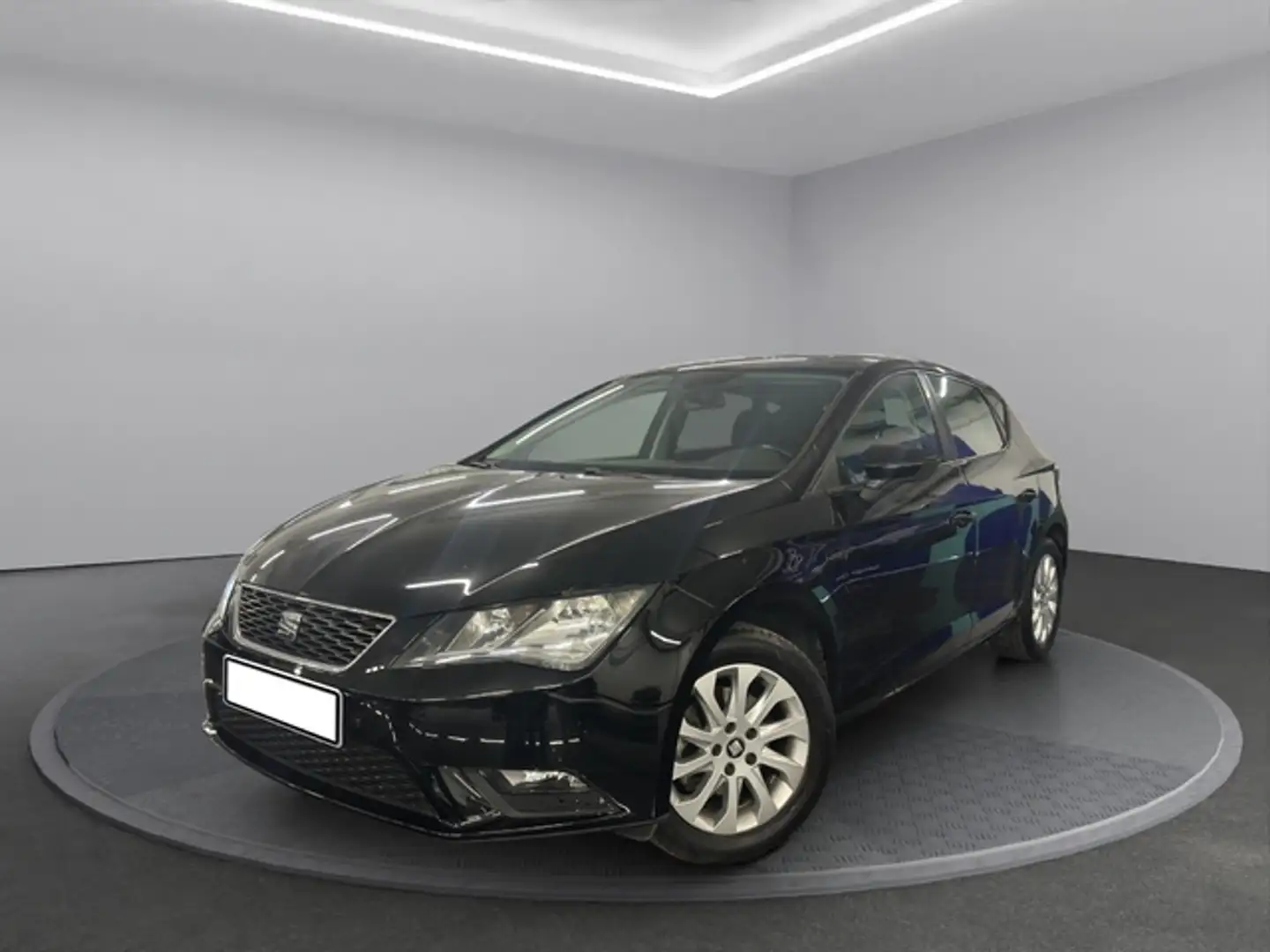SEAT Leon 1.6TDI CR S&S Style 110 Schwarz - 1