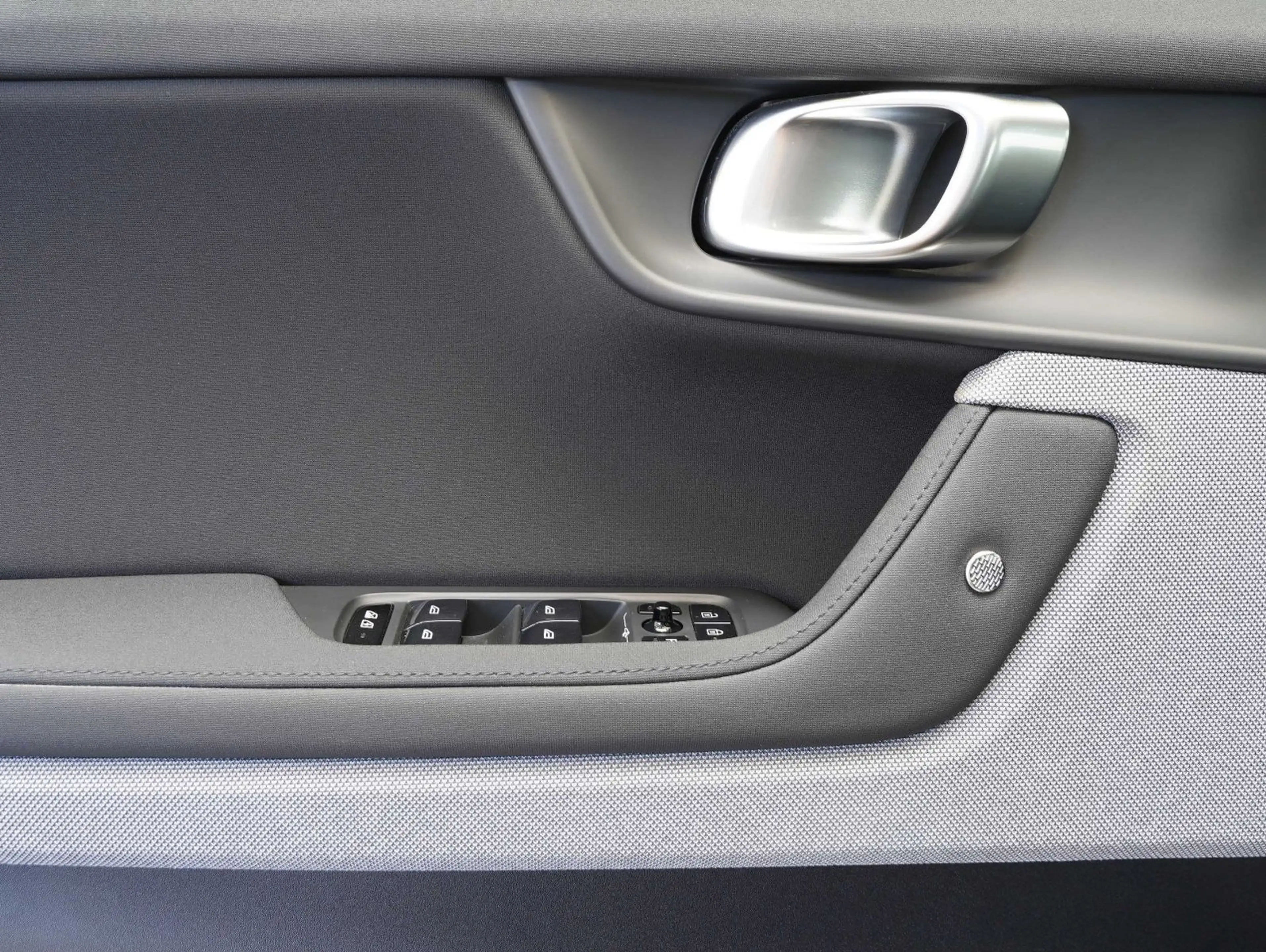 Polestar 2 Long Range Dual 78kWh PANO/PILOT+PLUS-PAKET — photo 7
