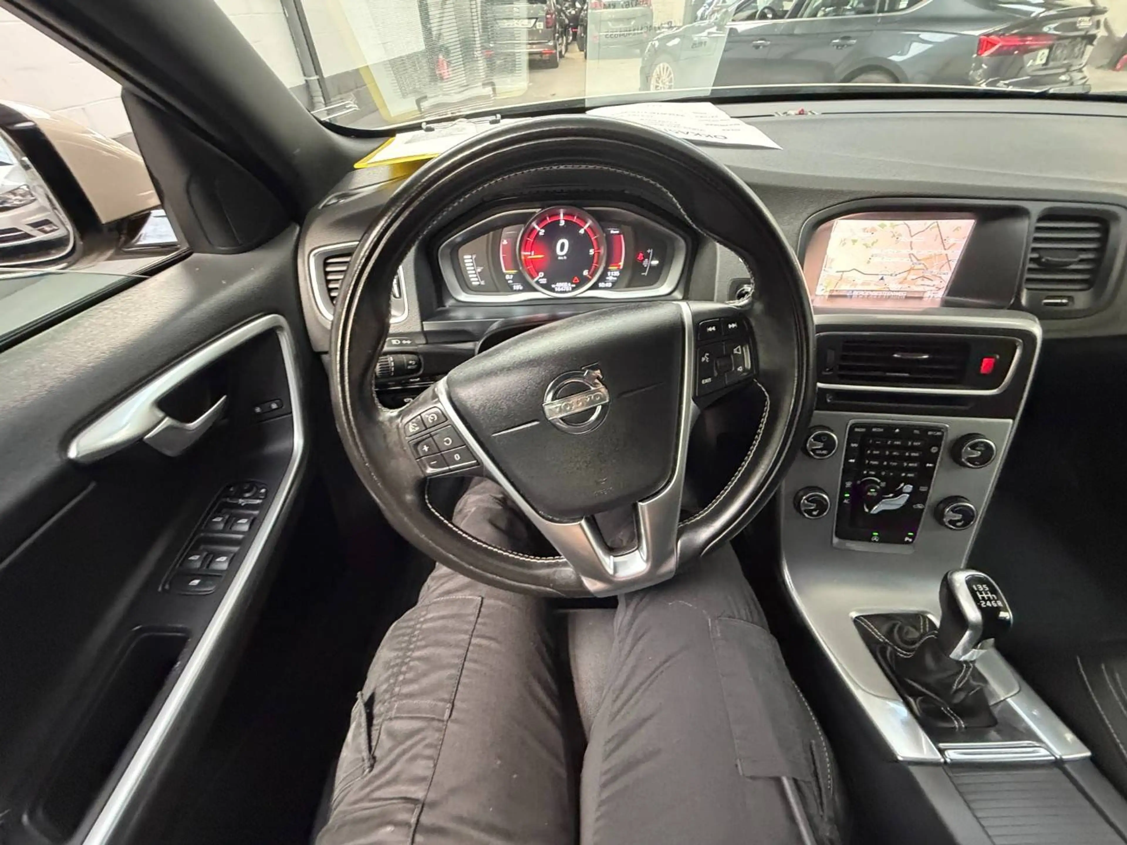 Volvo V60 V60 2.0 D2 Dynamic Edition — photo 8