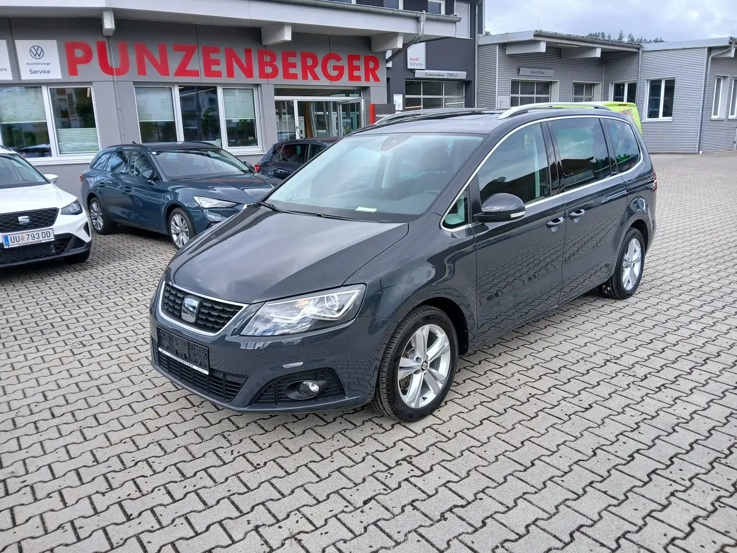 SEAT Alhambra Xcellence TSI DSG Grau - 2