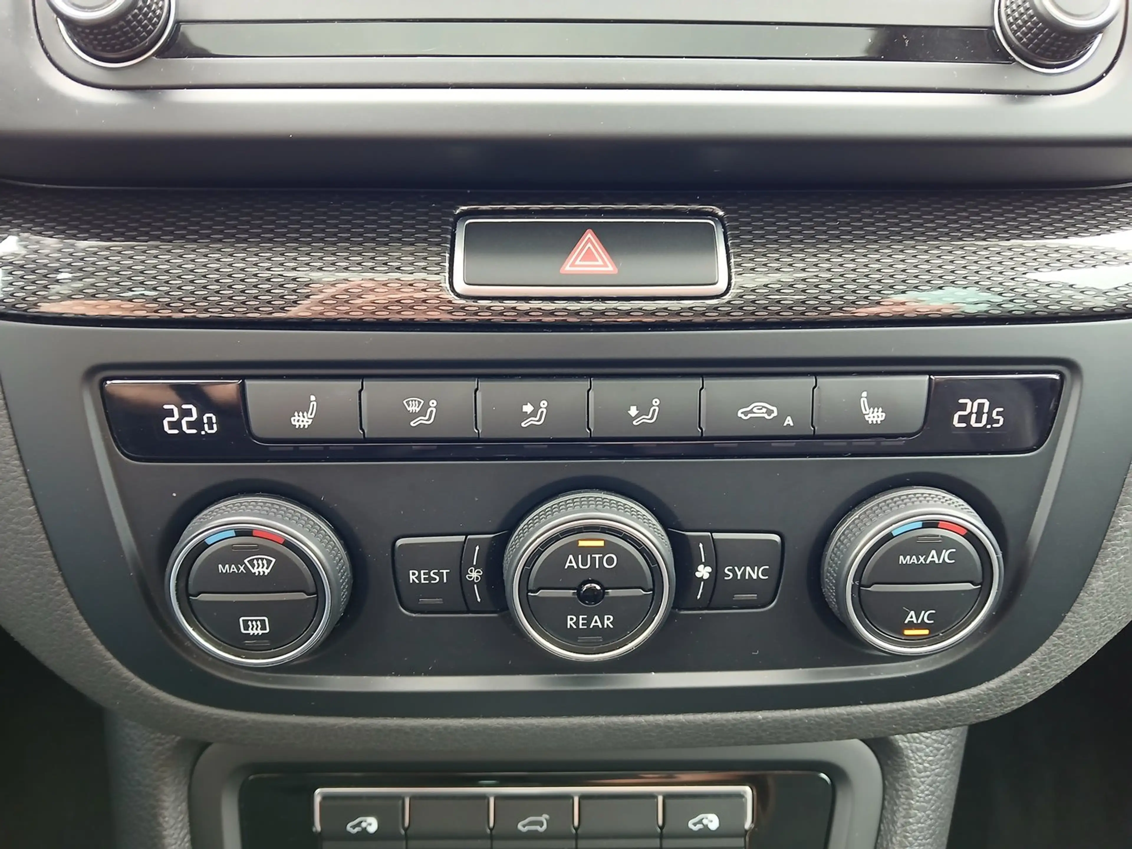 SEAT Alhambra Xcellence TSI DSG — photo 14
