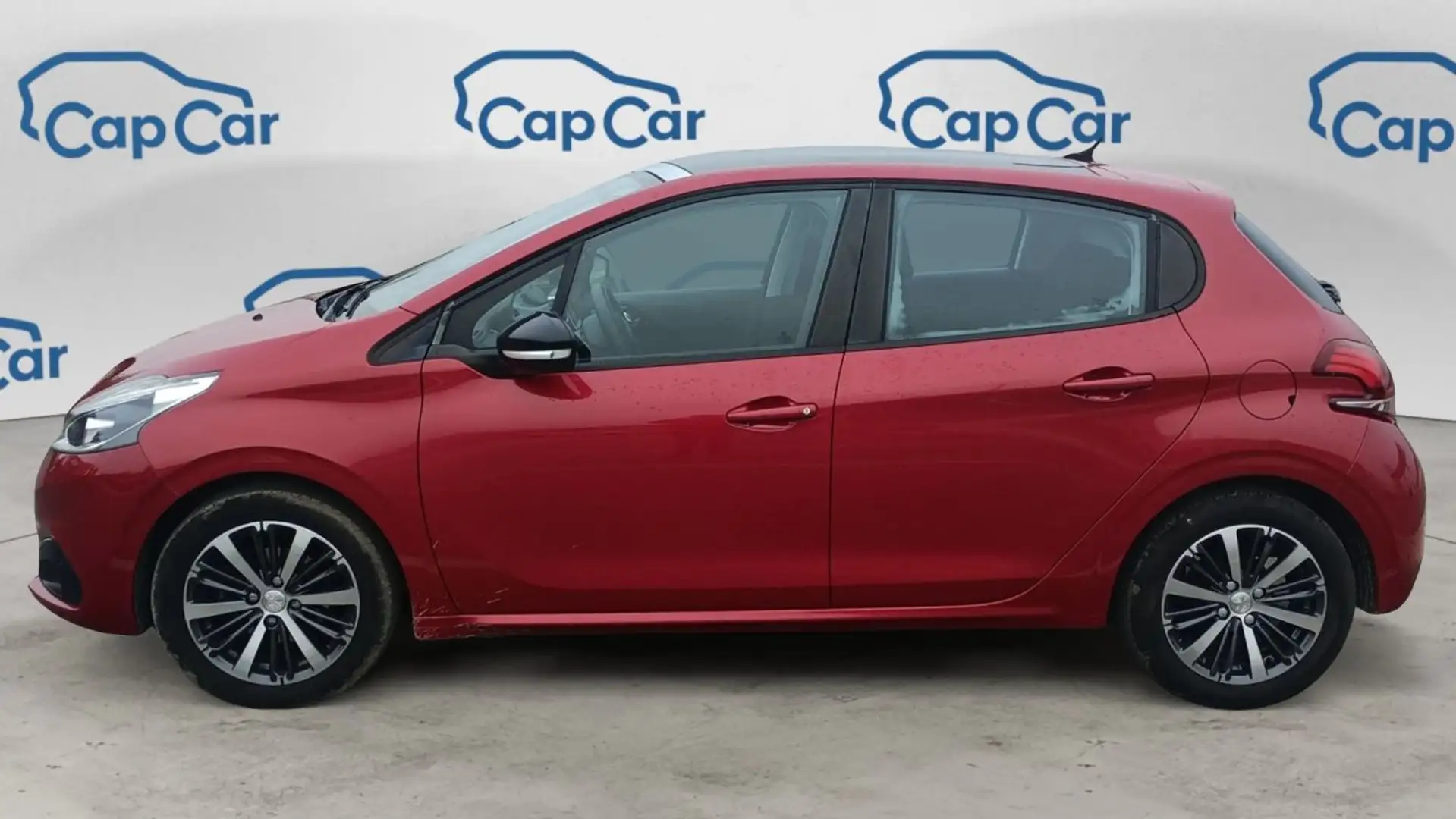 Peugeot 208 1.2 PureTech 82 Active Rouge - 2