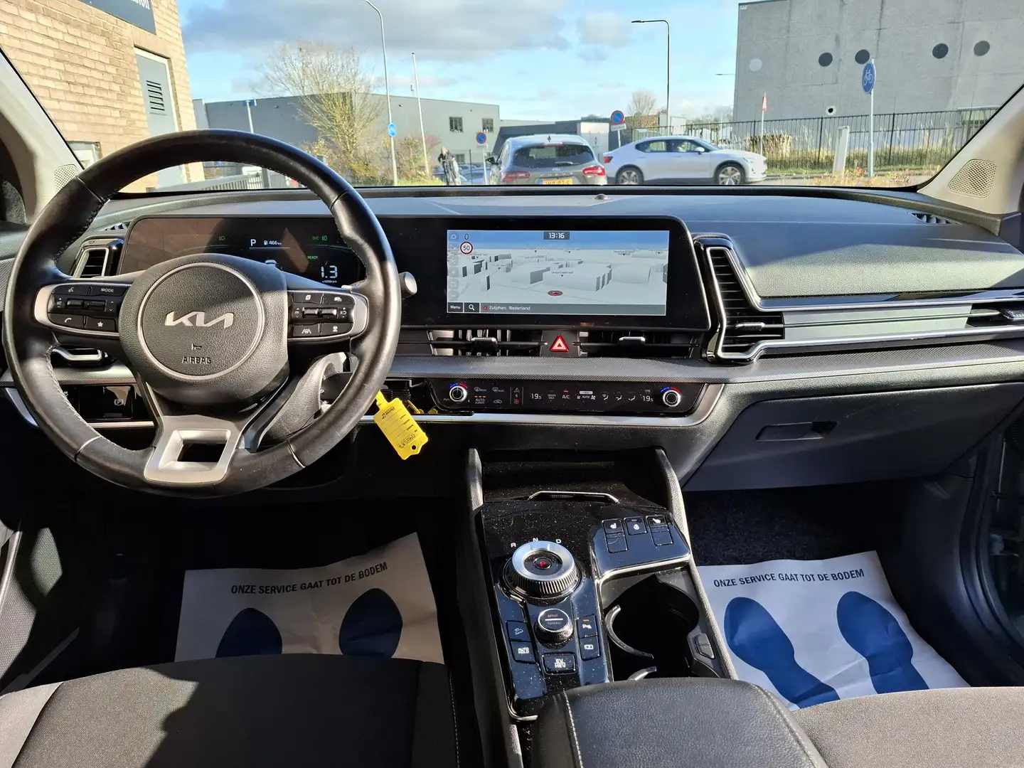 Kia Sportage 1.6 T-GDi Plug-in Hybrid AWD DynamicLine Grijs - 2