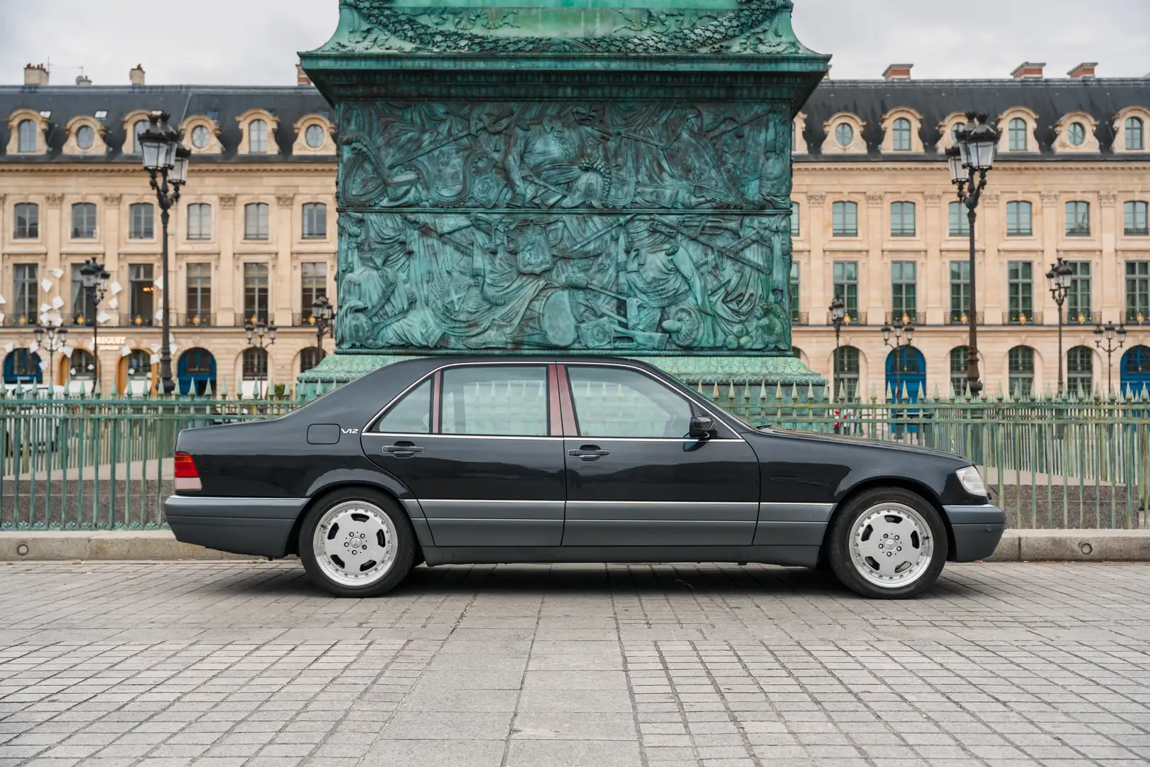 Mercedes-Benz S 600 - great condition, beautiful spec Noir - 2