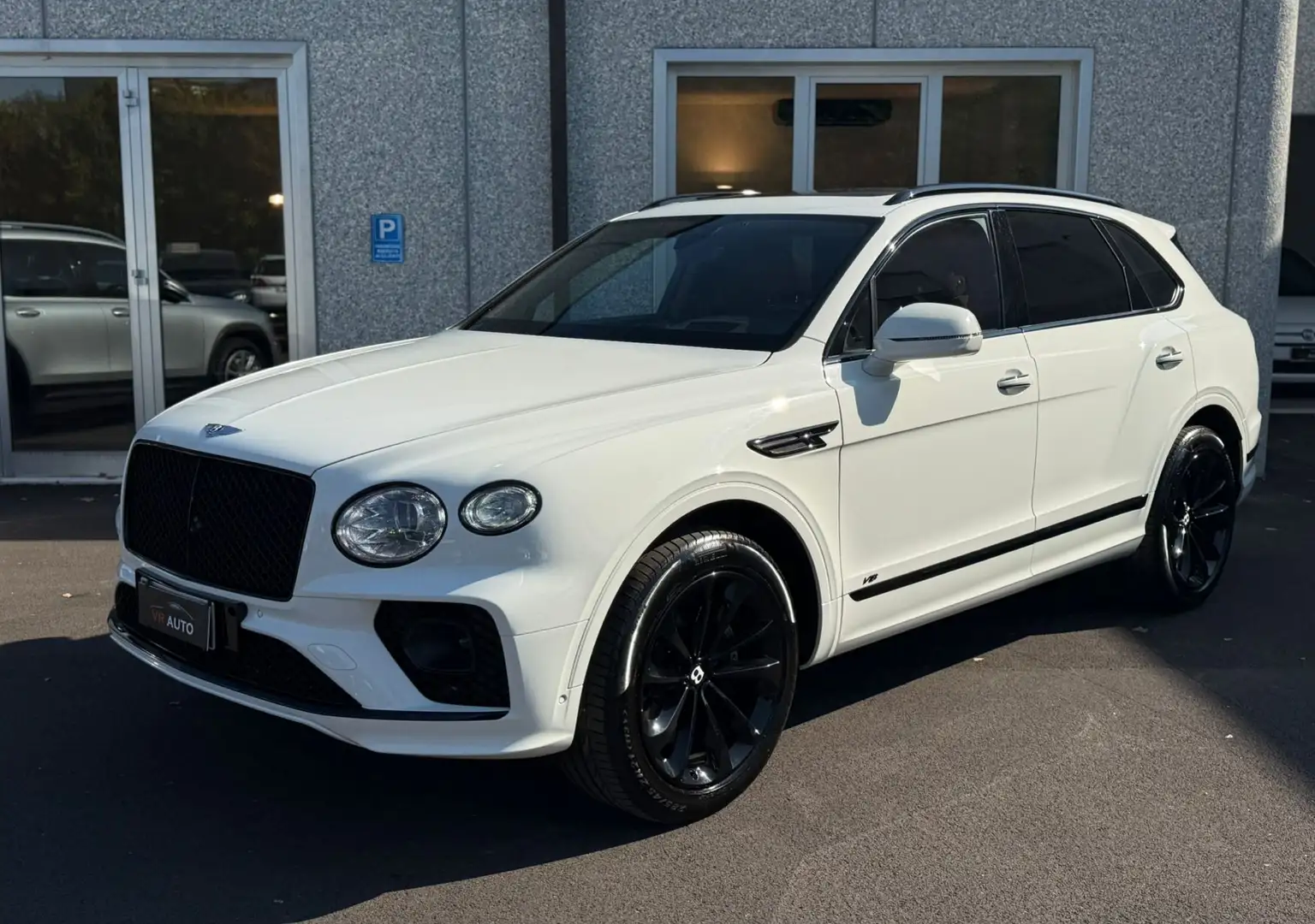 Bentley Bentayga 4.0 V8 auto iva deducibile ultimo service 07/2025 Blanc - 1