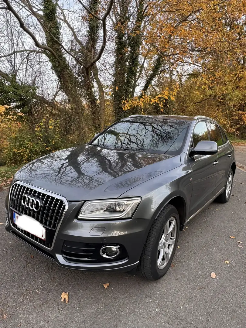 Audi Q5 2.0 TDi Quattro - 1