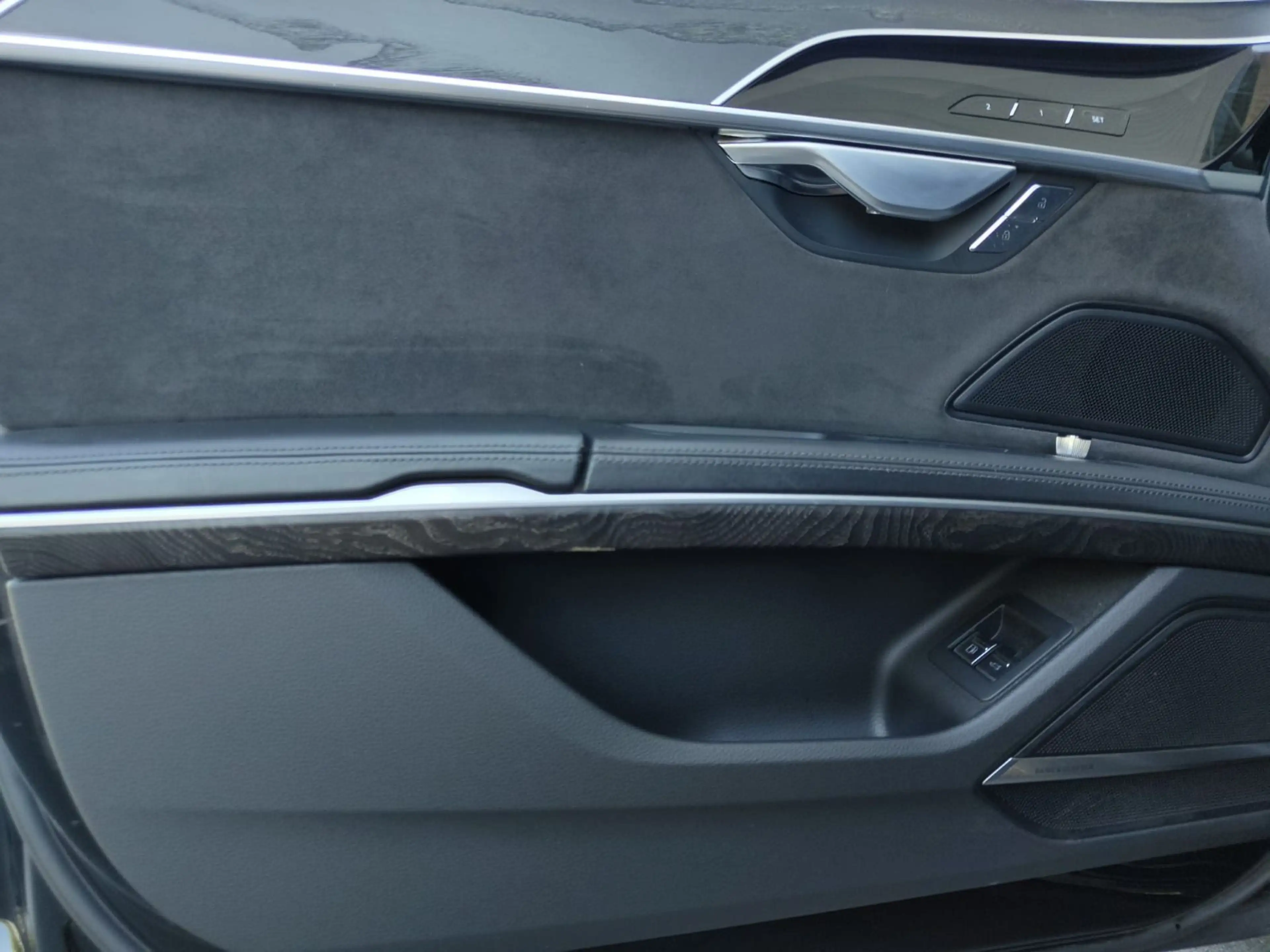 Audi A8 60 TFSIe QUATTRO+WINTERRÄDER+HEAD UP+PANORAMA — photo 9