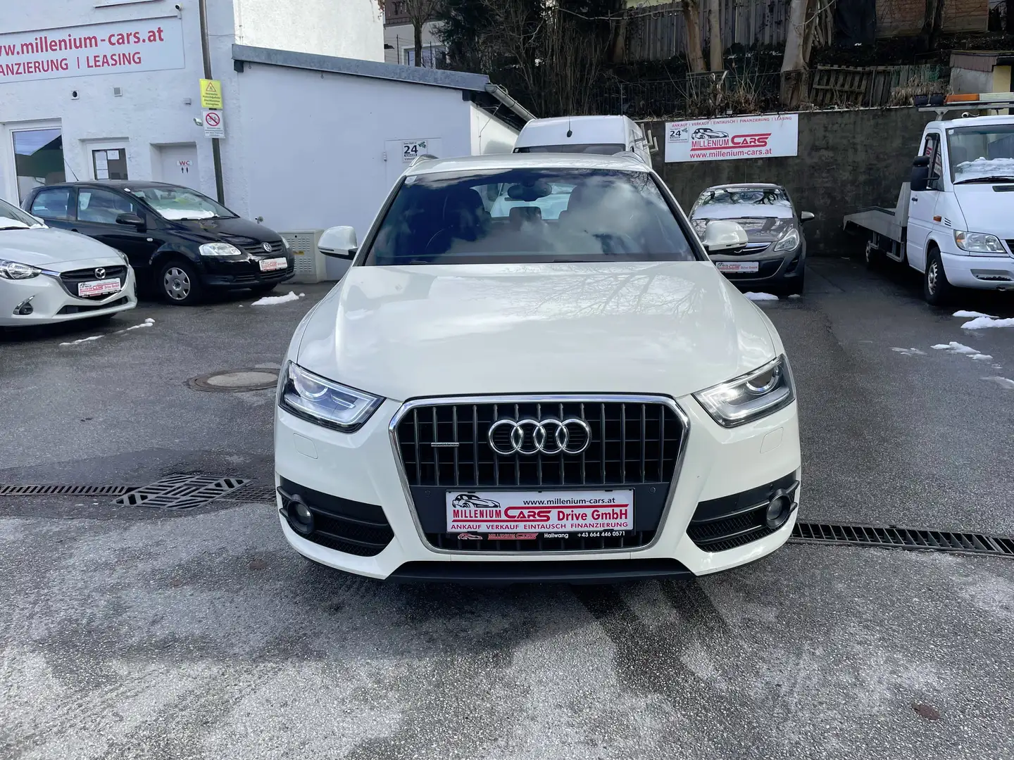 Audi Q3 2.0 TDI quattro bei Finanzierung Zinssatz fix 6,2% Weiß - 2