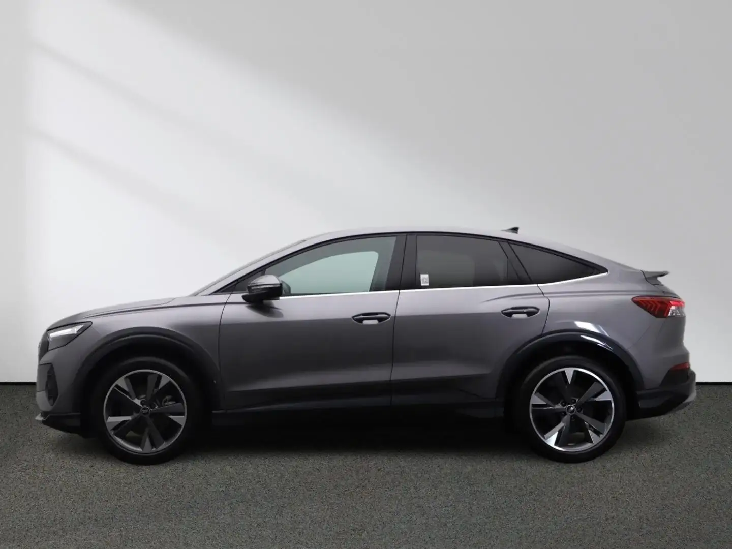 Audi Q4 e-tron Sportback 35 MMI LED HUD Digi-Cockpit Grau - 2