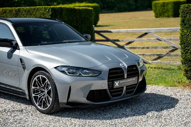 BMW M3 view 9