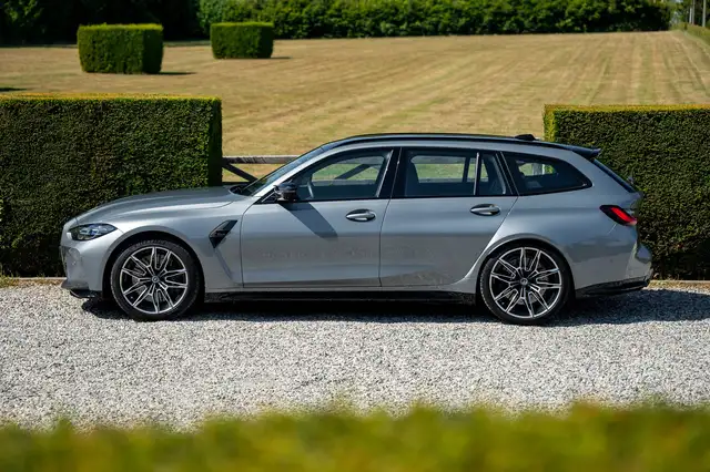 BMW M3 view 5