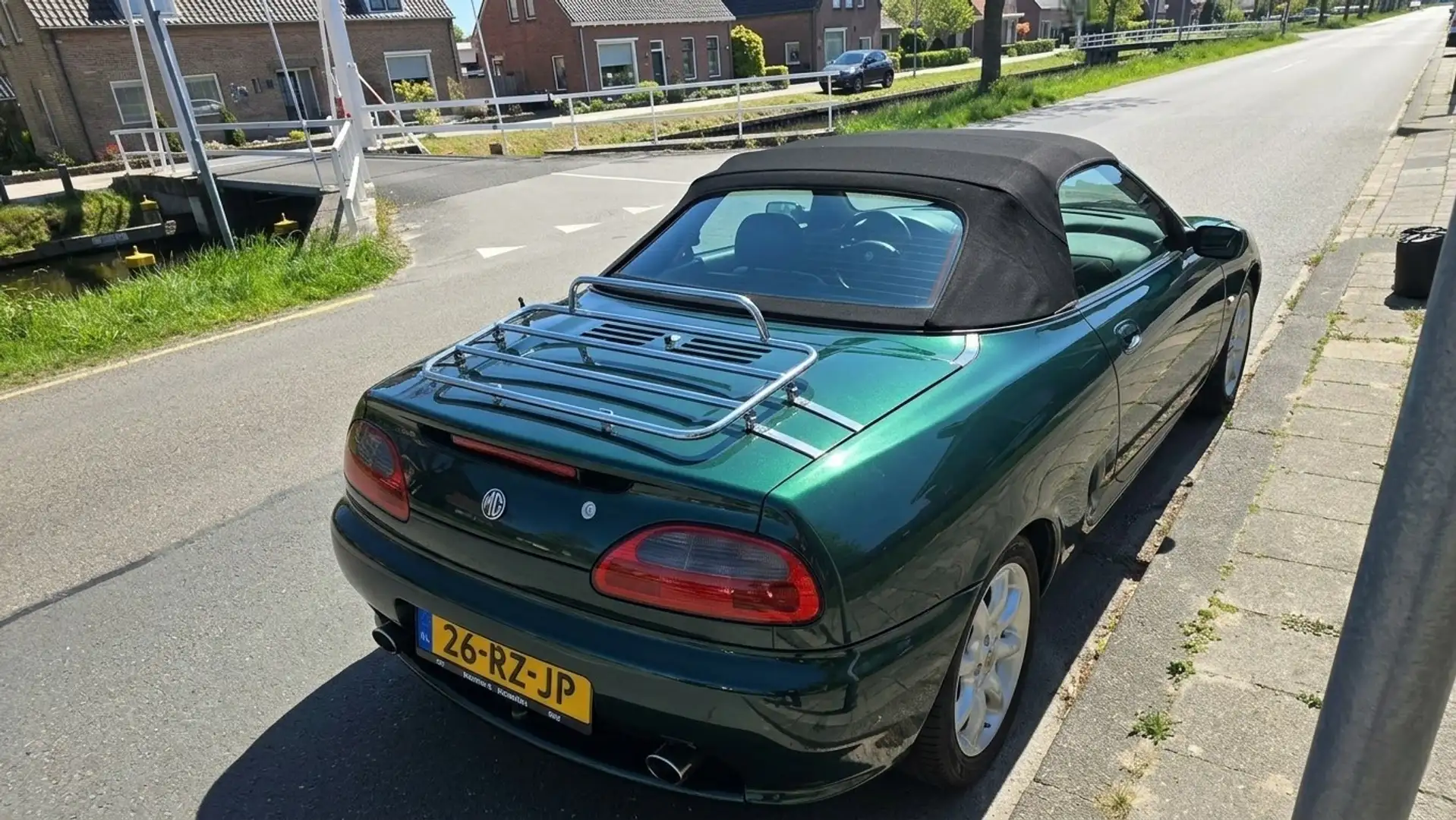 MG MGF Grün - 2