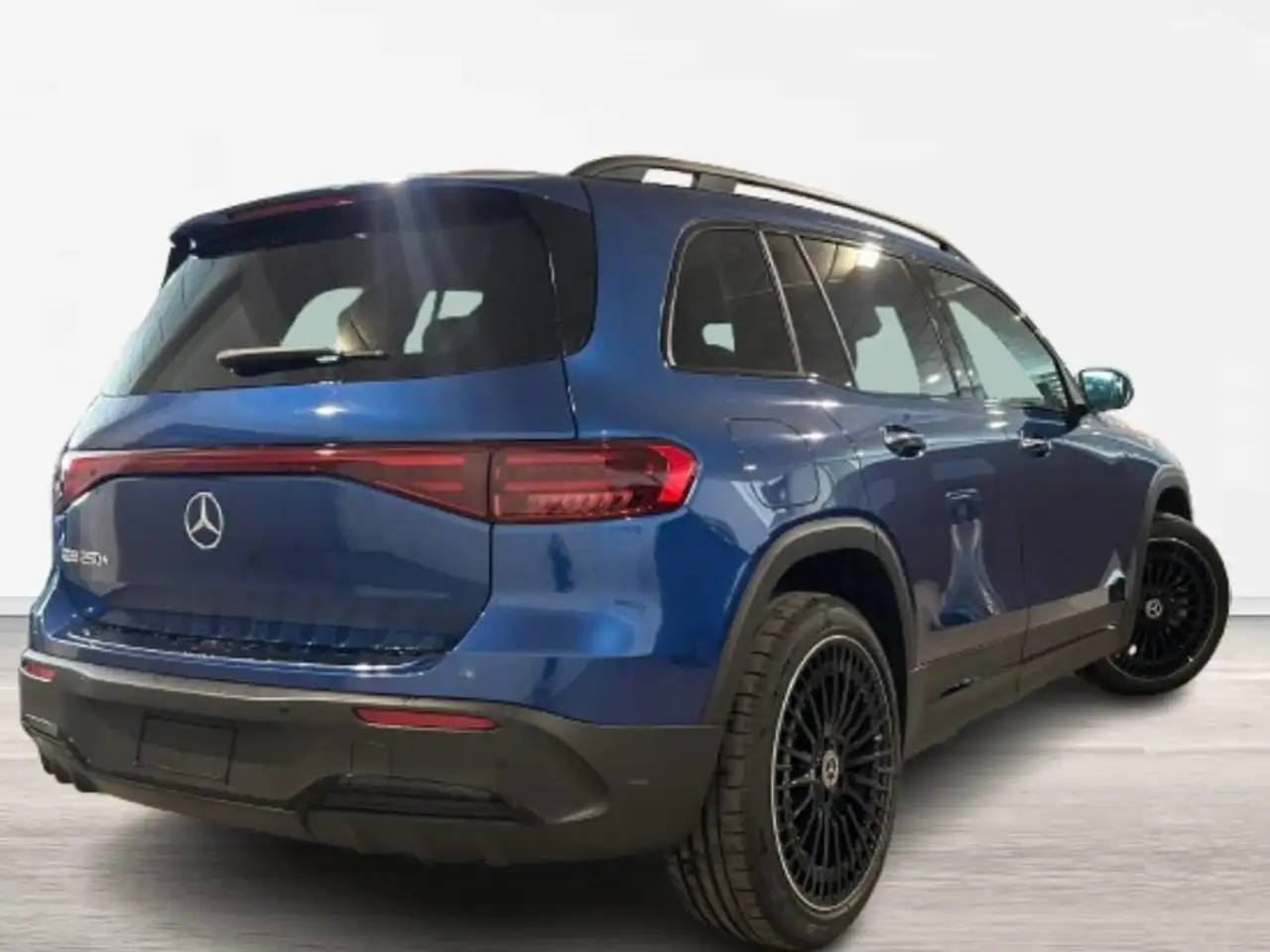 Mercedes-Benz EQB 250 2026