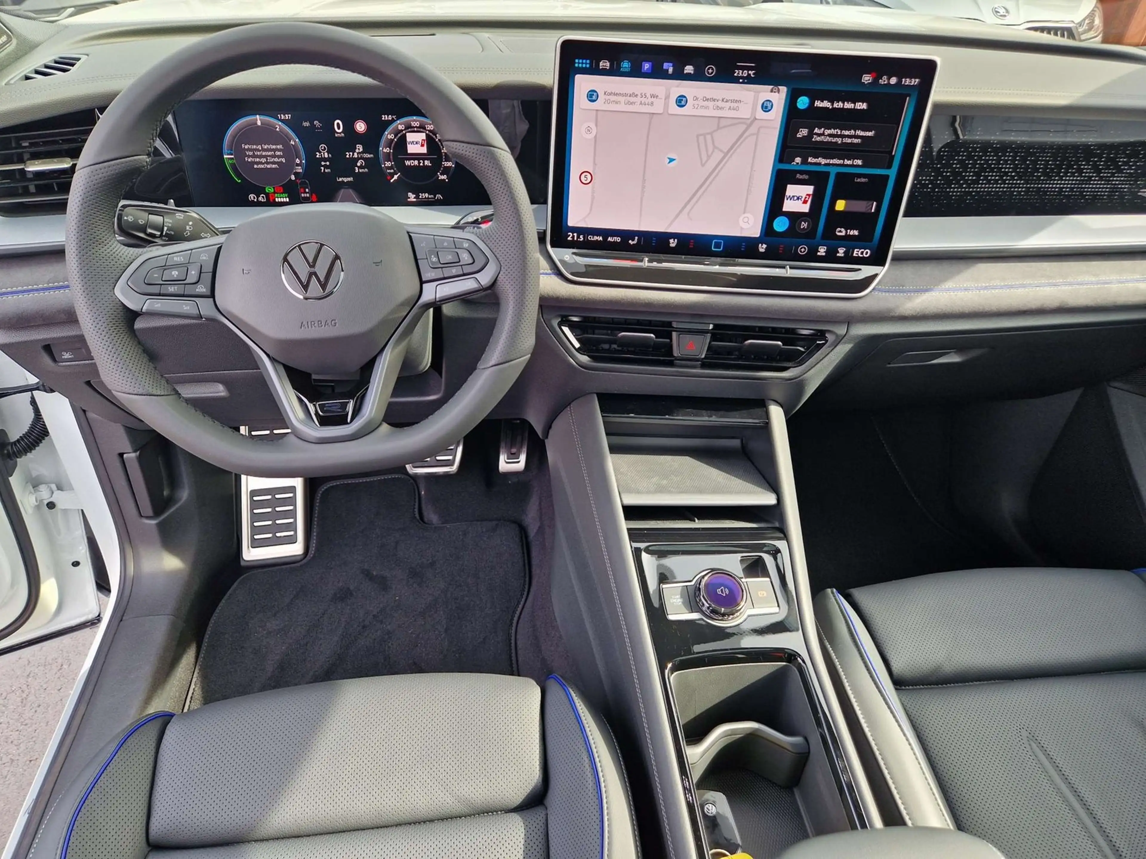 Volkswagen Tayron 1,5 eHybrid DSG R-LINE BLACK STYLE PANORAMA NAV... — photo 4