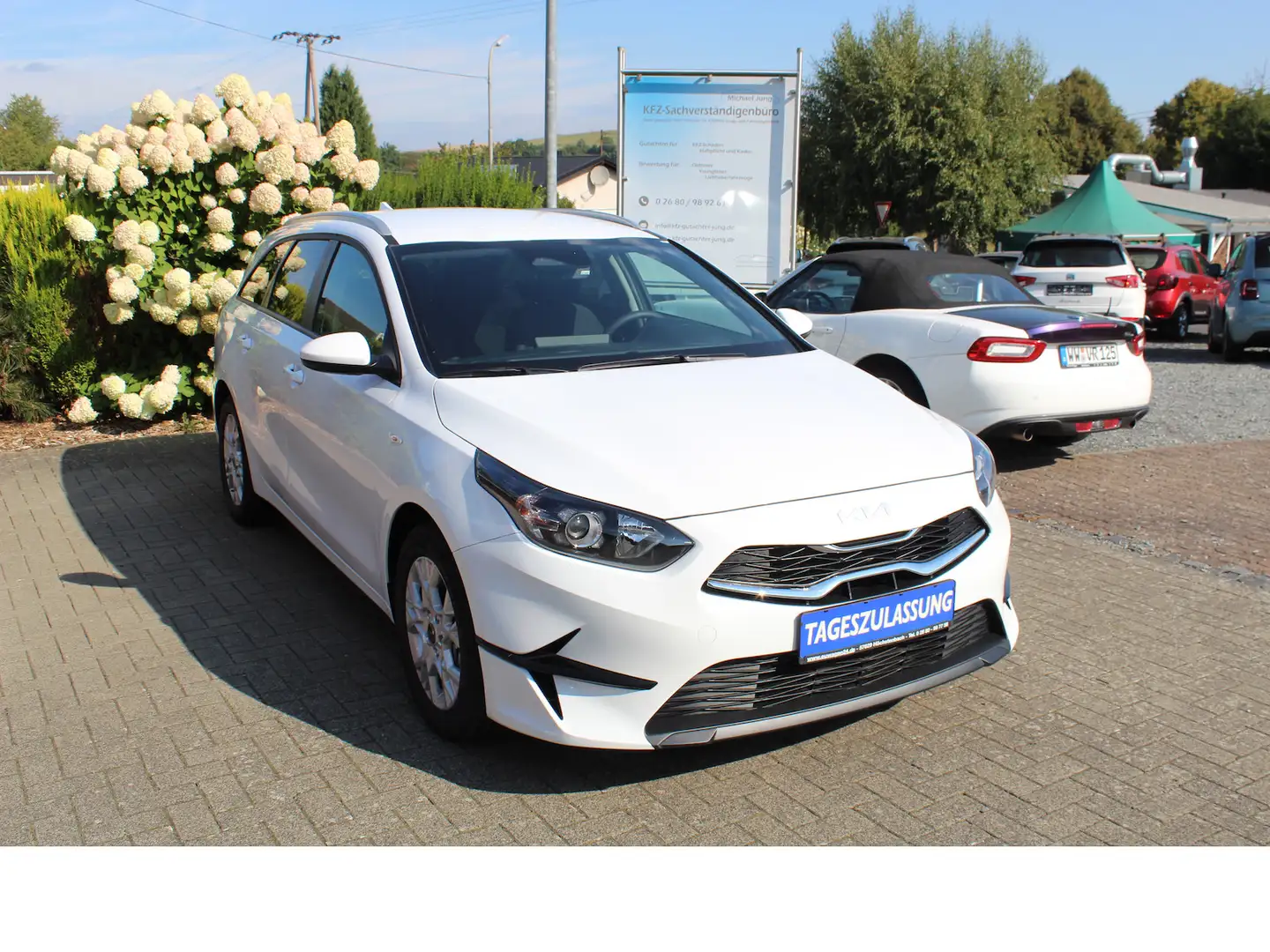 Kia Ceed SW / cee'd SW cee´d Sportswagon 1,0 T-GDI/KOMF/SHZ/KAM/PDC/LED Blanc - 1
