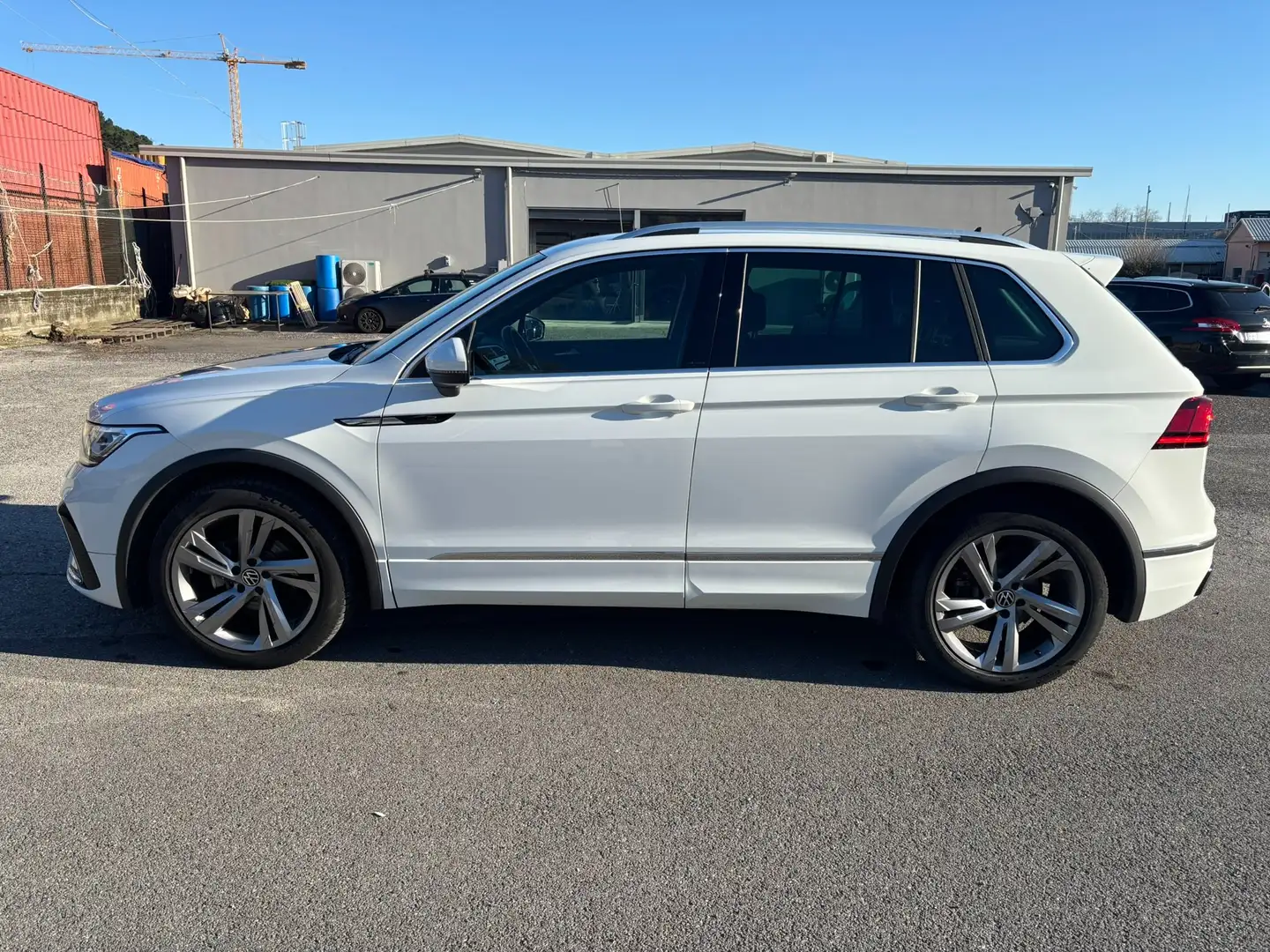 Volkswagen Tiguan Tiguan 2.0 tdi R-Line 150cv dsg Blanc - 2