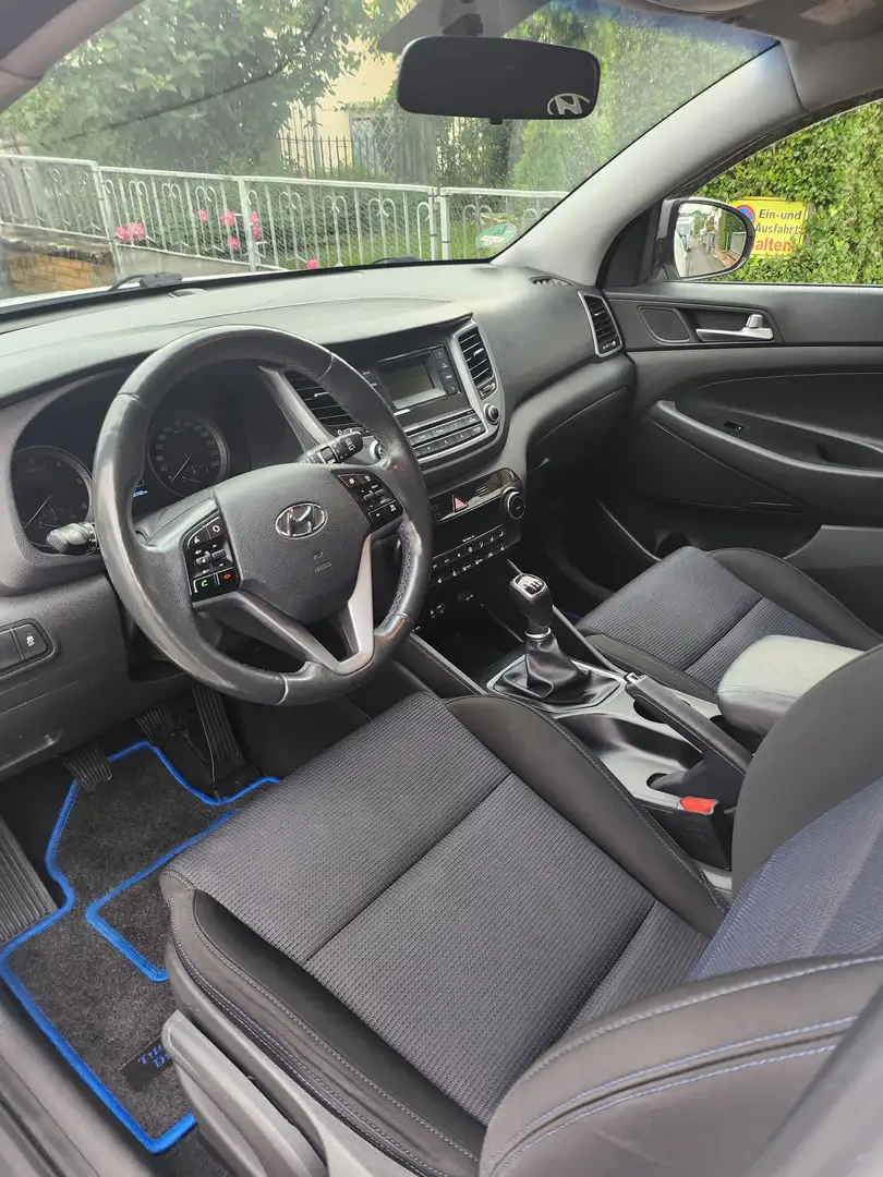 Hyundai TUCSON Tucson blue 1.7 CRDi 2WD Trend Weiß - 2