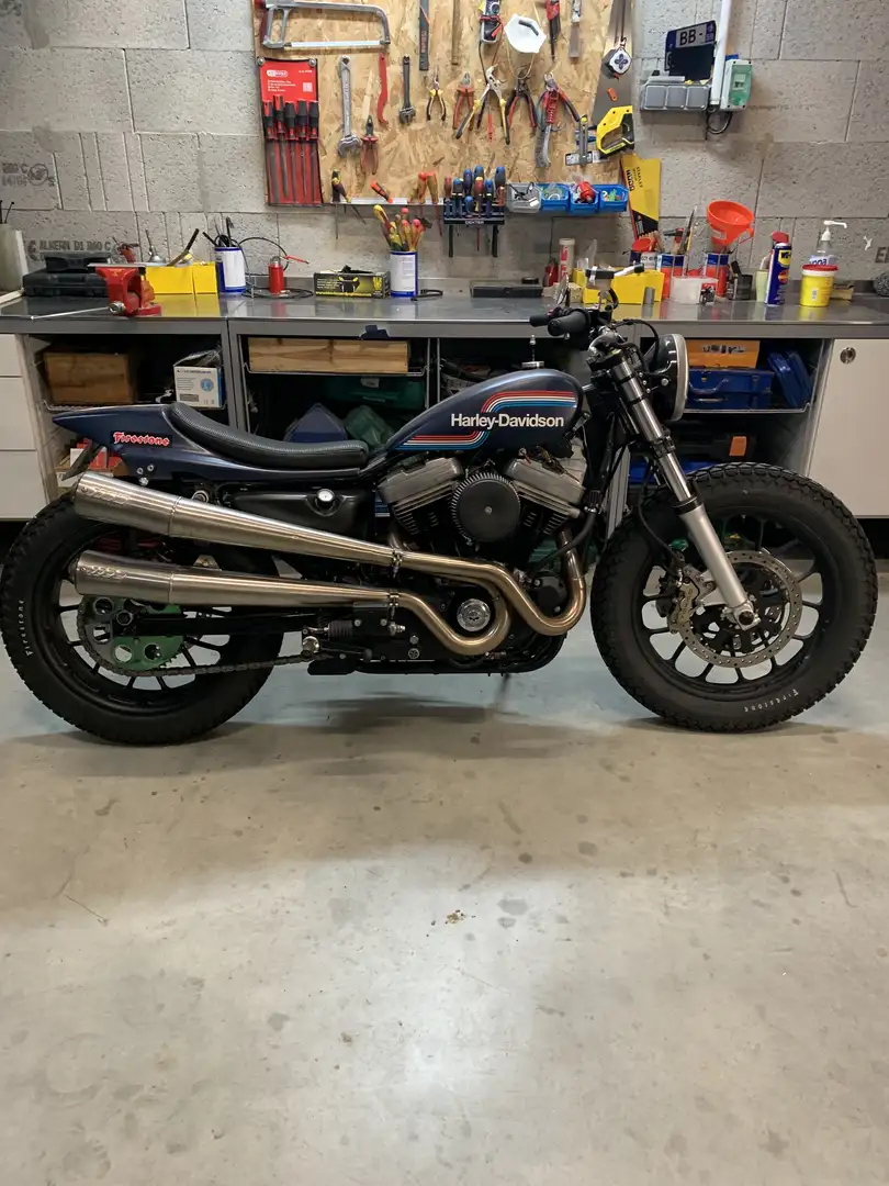 Harley-Davidson XL 883 - 2