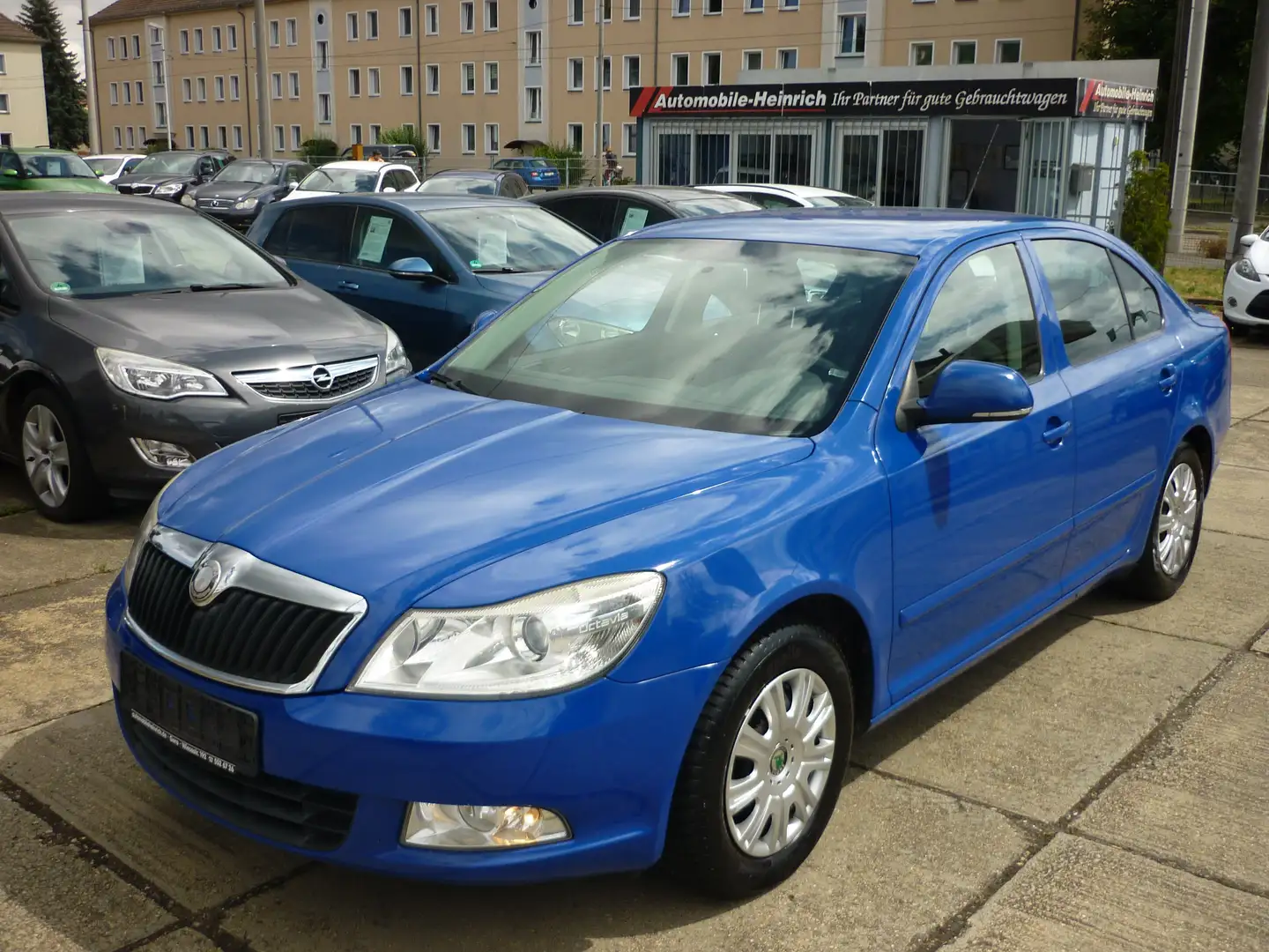 Skoda Octavia 1.4 TSi Ambiente PDC! Tempomat! Klima! Blau - 1