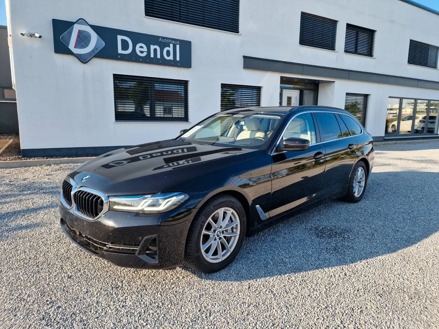 BMW 530 d Touring,Aut.,Leder,LiveCock.Prof,Laser,HiFi Schwarz - 1