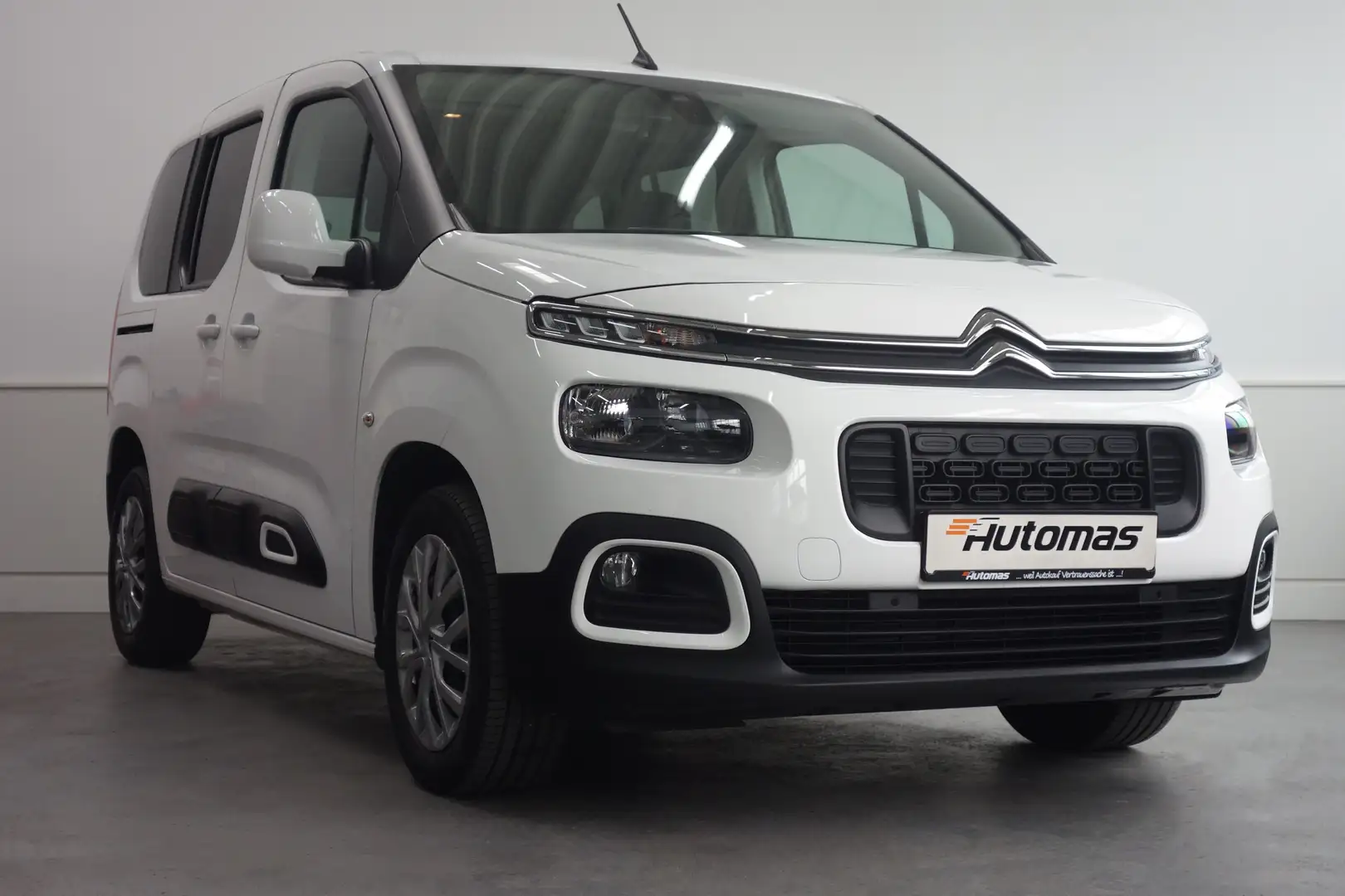 Citroen Berlingo Feel M Automatik SHZ PDC Navi Cam Weiß - 2