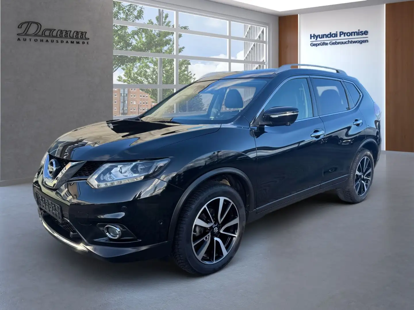 Nissan X-Trail Tekna 4x4 Noir - 1