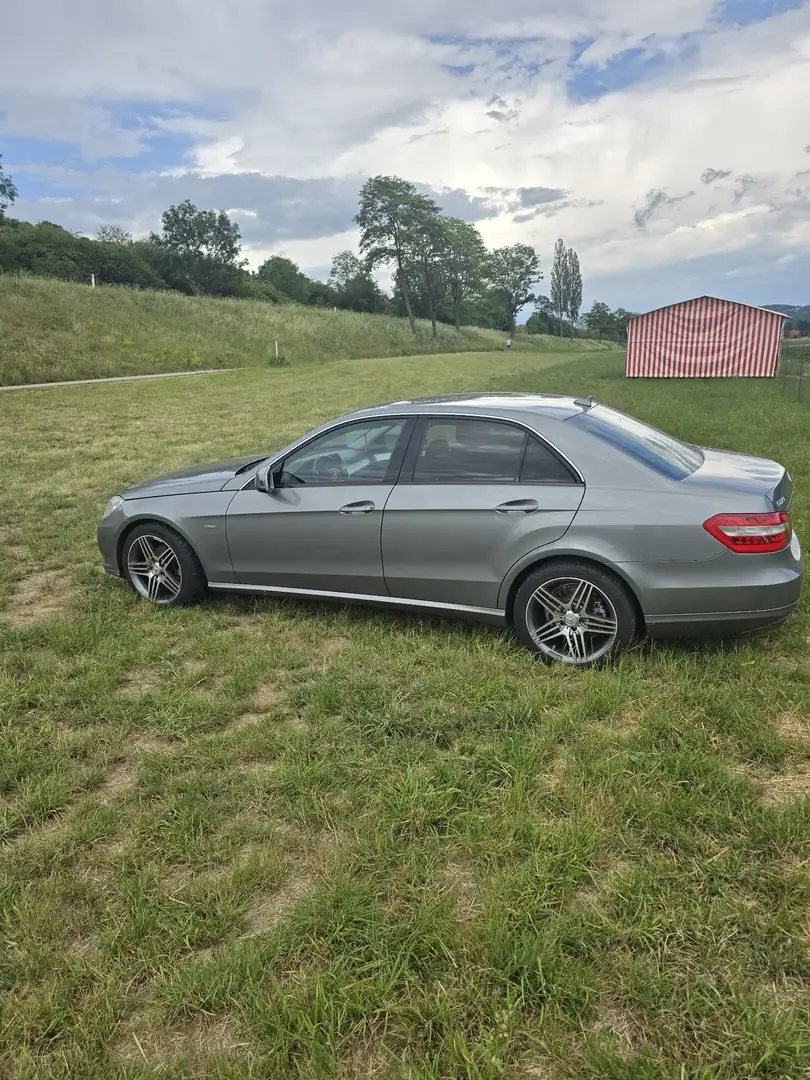 Mercedes-Benz 220 E 220 cdi - 2
