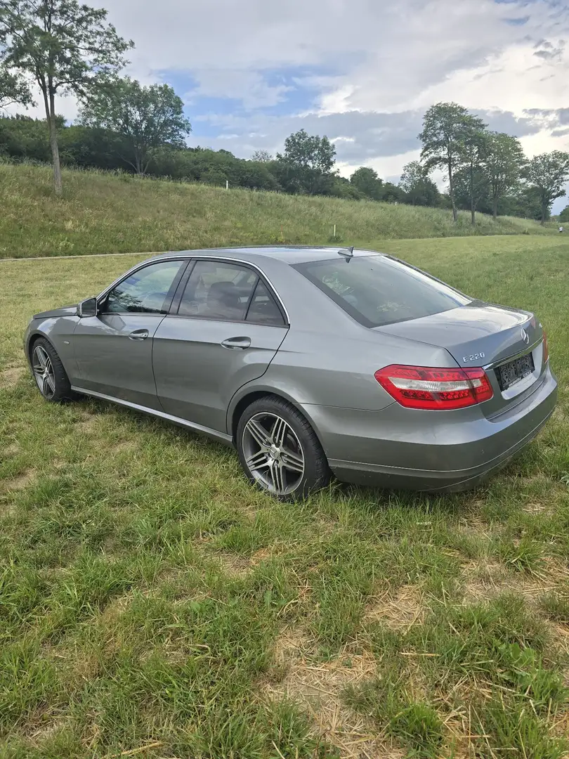 Mercedes-Benz 220 E 220 cdi - 1