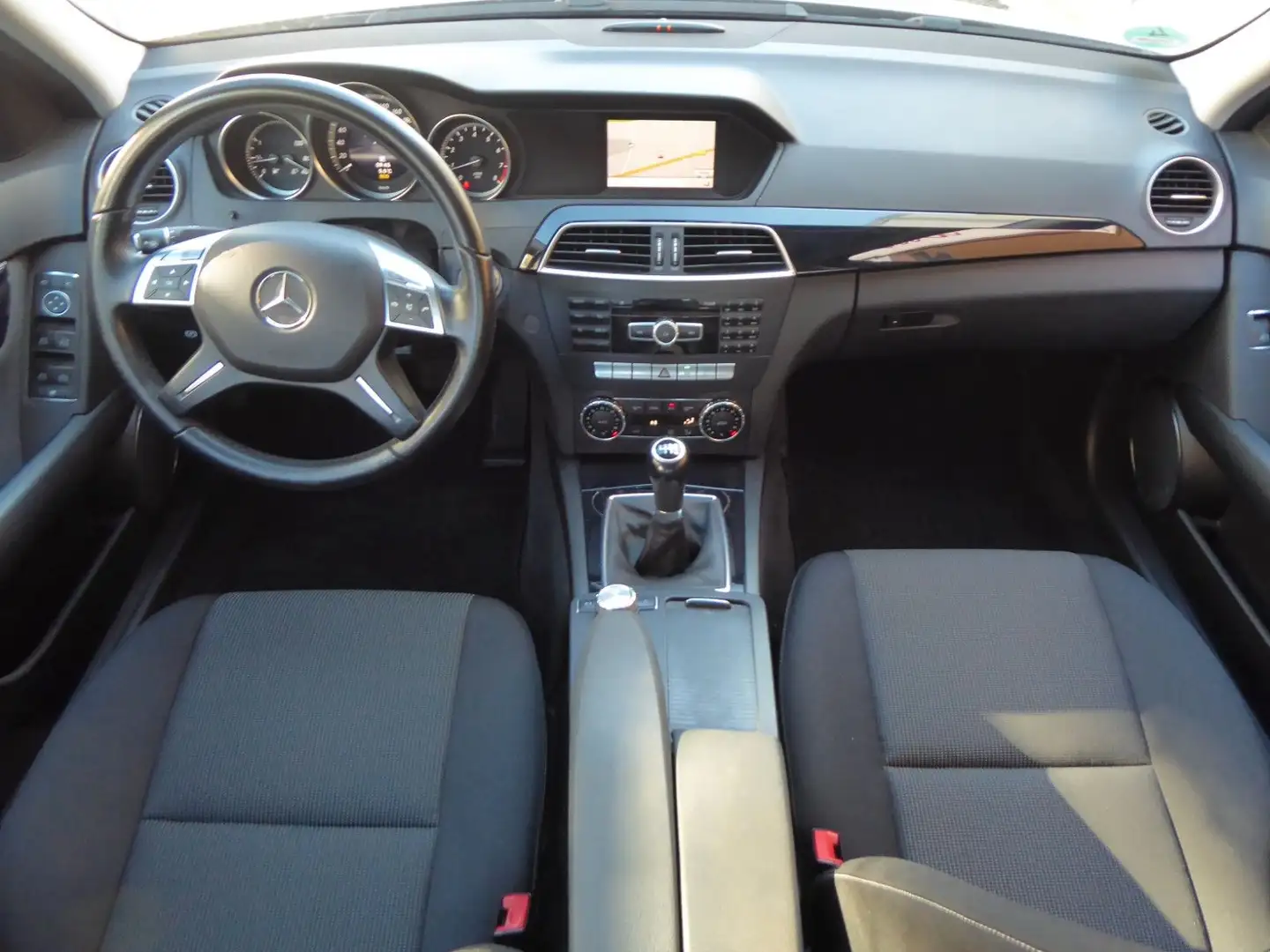 Mercedes-Benz C 180 CGI BlueEfficiency 2.Hand Silber - 2