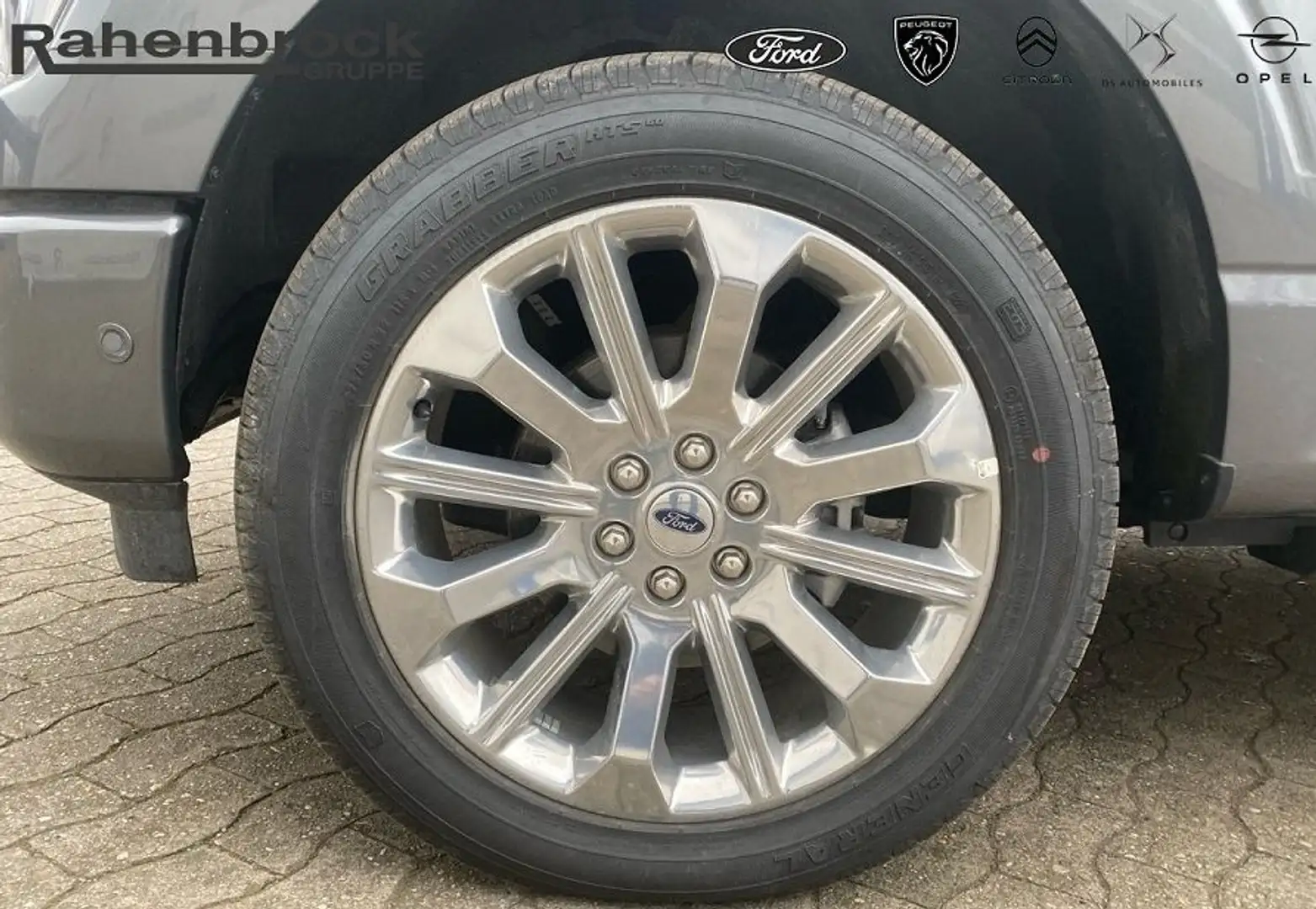 Ford F 150 Limited 4x4 Supercrew 3.5L V6 Šedá - 2