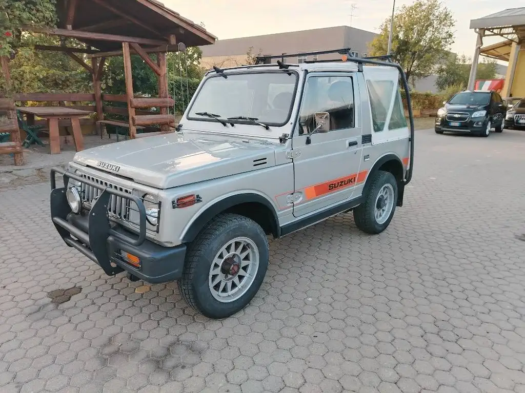 Suzuki SJ 410 1985 из Европы — купить под ключ