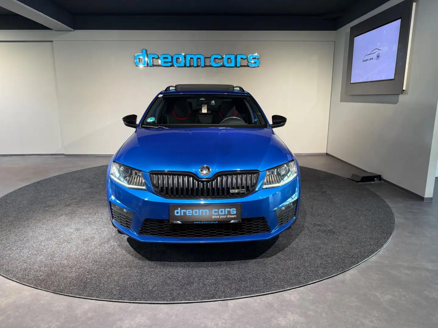 Skoda Octavia Combi RS 2,0 TSI  DSG / PANO / LED / KAMERA / Blau - 2