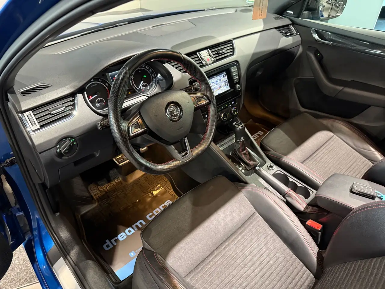Skoda Octavia Combi RS 2,0 TSI DSG / PANO / LED / KAMERA Bild 17