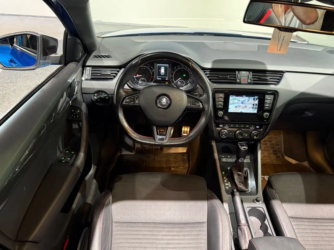 Skoda Octavia Combi RS 2,0 TSI DSG / PANO / LED / KAMERA Bild 16