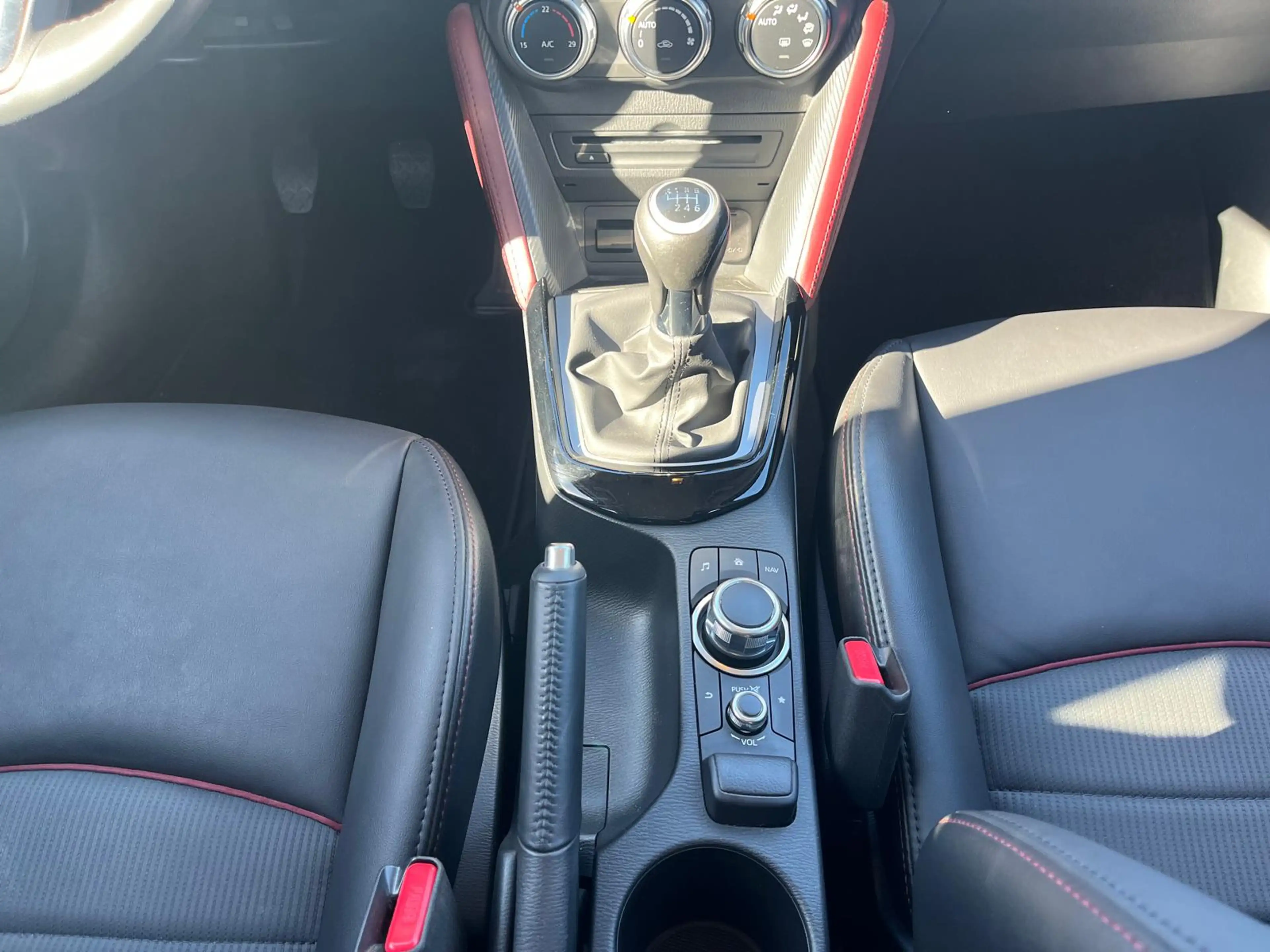 Mazda CX-3 SKYACTIV-G Sports-Line — photo 13