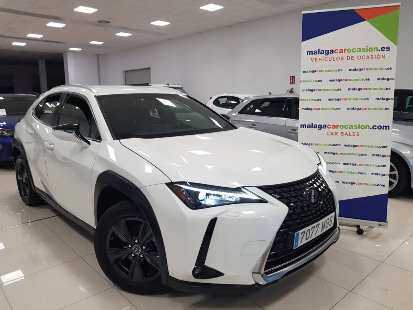 Lexus UX 250h Business City 2WD Blanc - 1