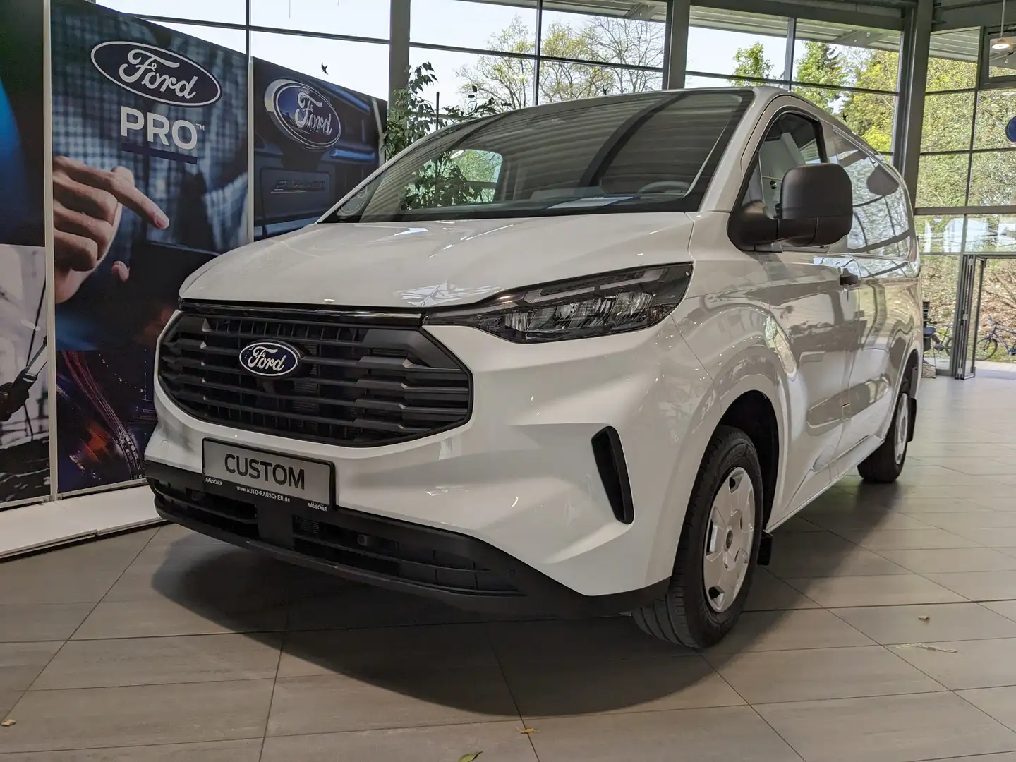 Ford Transit Custom 280 L1 2.0 l 81 kW Kasten Trend Weiß - 2