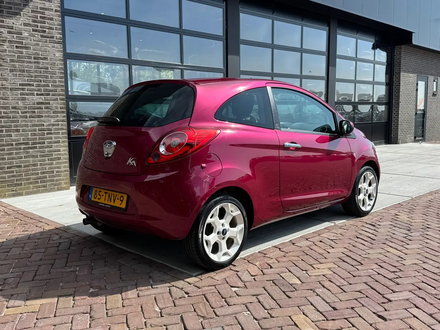 Ford Ka/Ka+ 1.2 Titanium X start/stop | Airco | Elektrisch pak Rood - 2